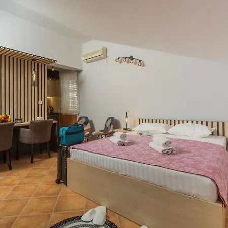 Apartamento Adzic Budva
