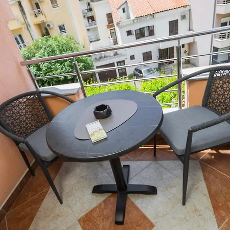 Apartamento Adzic *