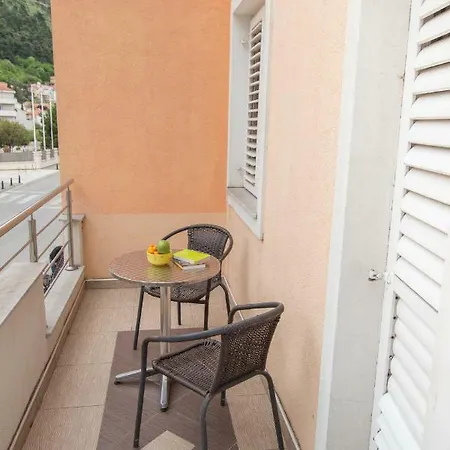 Apartamento Adzic Budva