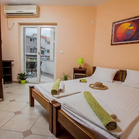 Adzic Apartamento Budva