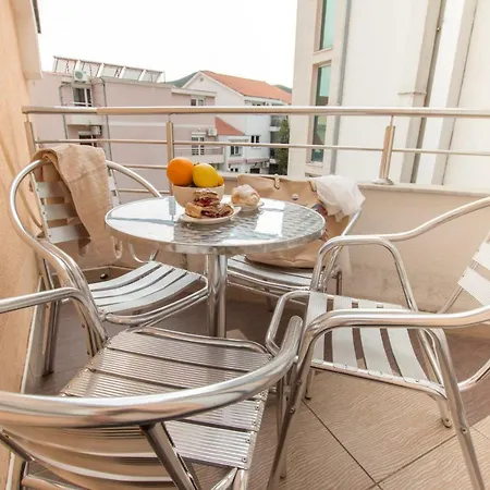 Adzic Apartamento